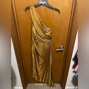 Gold one shoulder with cut out